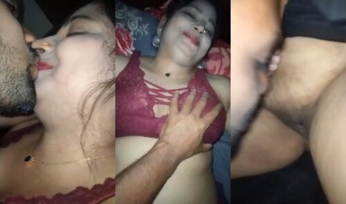 Indian Wife Kissing and Fucking